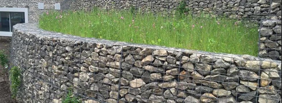 gabion retaining wall